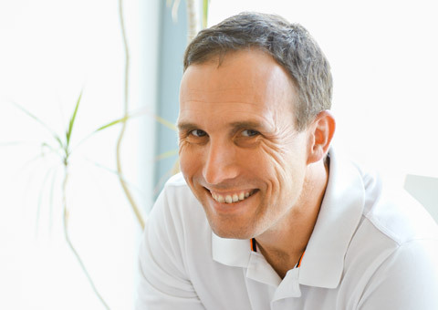 Dr. med. Stefan Plüquett 